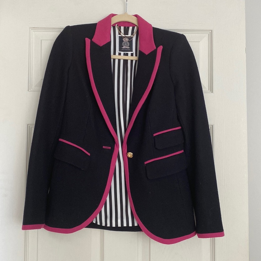 Juicy Couture blazer size 0